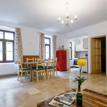 Apartment Daly 1